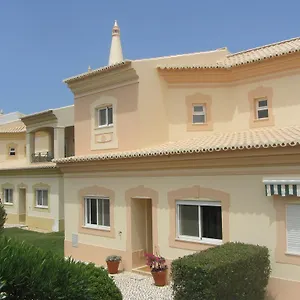 Villa Fairviews On Boavista Golf, Lagos