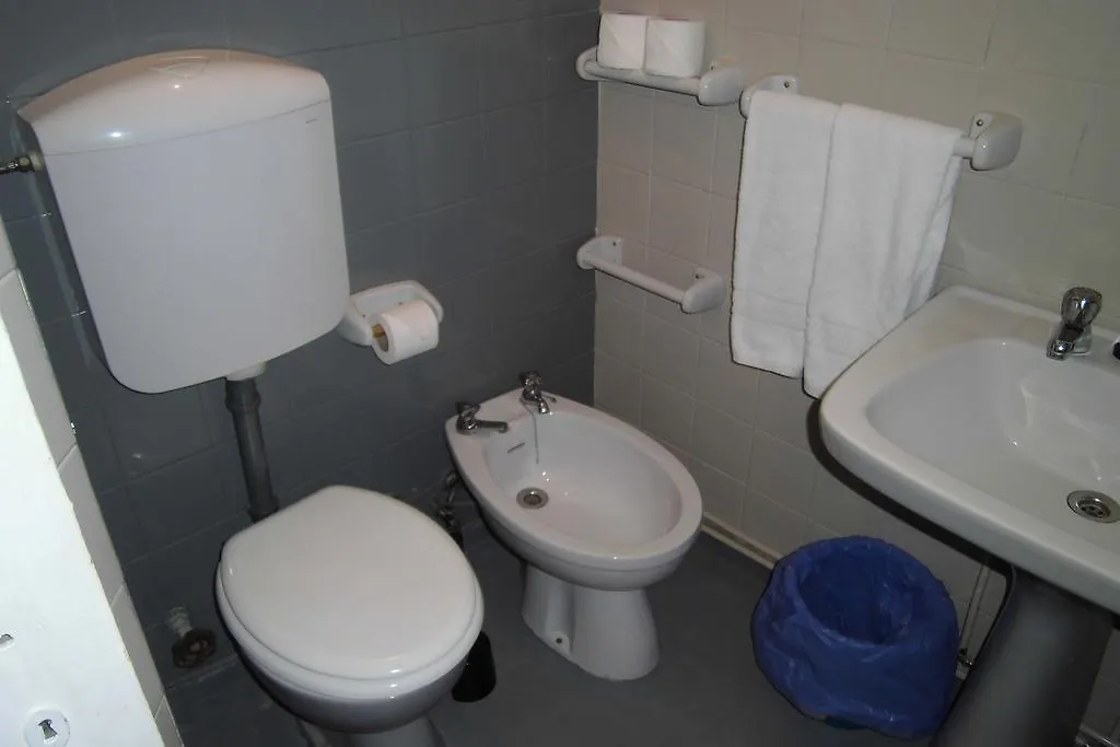 Hostel The White Butterfly Lagos 0*,